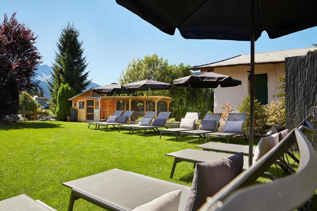 Der Gruene Baum Mountain Boutique Hotel แอห์วัลด์ ภายนอก รูปภาพ